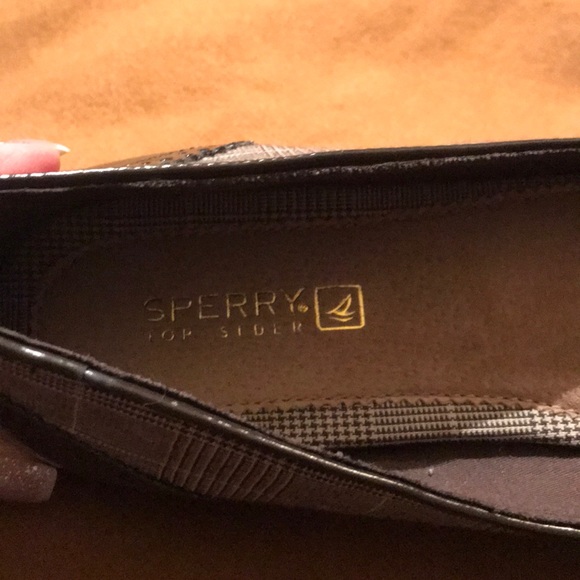 Plaid and patten top siders with tassels. - Picture 6 of 6